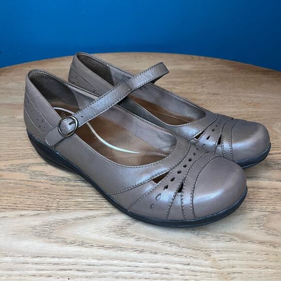 Dansko Mathilda Mary Jane Leather Velcro Strap Dark Taupe EU 42 Women’s 11.5-12 - Picture 1 of 11